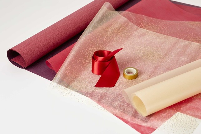 ラッピング材は別でお届け