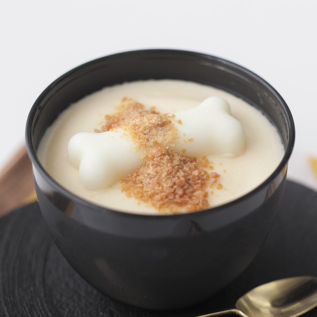 キャラメルクラッシュをかけてサクサク感を楽しむ