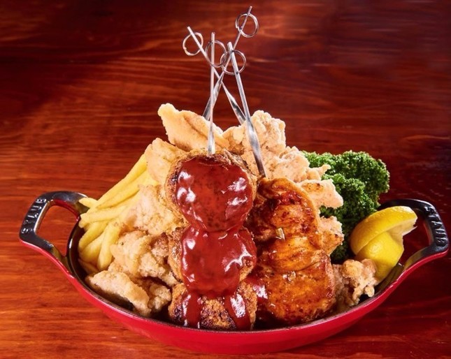 2時間999円で肉盛が食べ放題！