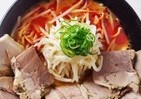 肉10切れが丼にど～ん！　究極の「SNS映え」ラーメン