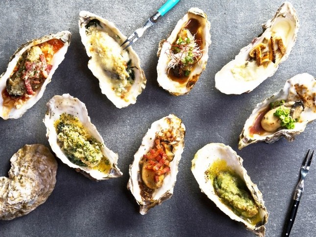 焼牡蠣もワインとの相性も抜群