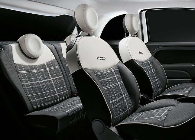 エクステリアをきらびやかに仕上げた限定車登場！
