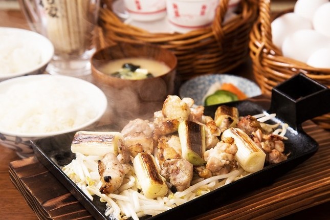 宮崎県産の若鶏を空輸!鮮度抜群の鶏肉だって500円