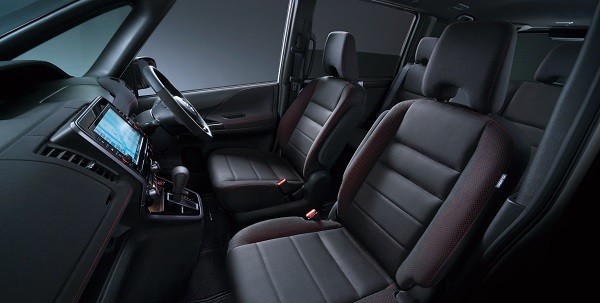 NISMOブランドの魅力をセレナで体感！！
