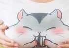 これは...けしからん！　パンパンのハムスターに「妄想」膨らむ！「ほおぶくろTシャツ」