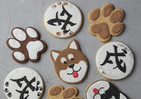 肉球そのまんま...！　かわゆい「戌年」クッキー