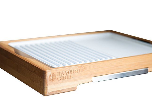 食材が映えるホワイトカラーのプレート　収納時も