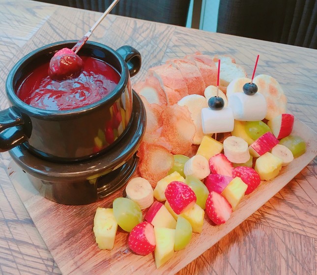 チョコレートフォンデュ