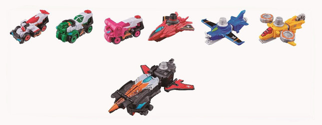 両戦隊のキーアイテムが早くも登場　組み合わせて遊べるギミック搭載
