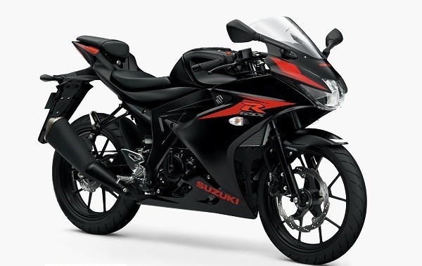 幅広い年代が楽しめる軽量でコンパクトなボディが魅力
