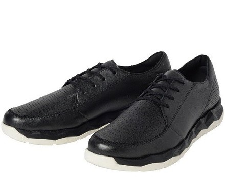 旅行、通勤など幅広いシーンに適したウォーキングシューズ登場！