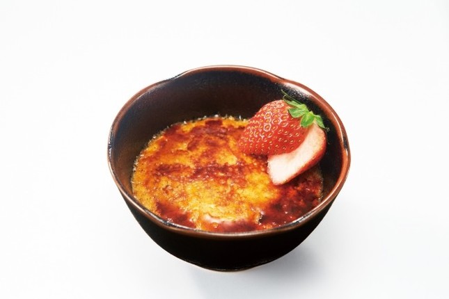 キャラメリゼの下にはクレームムースリーヌ
