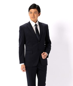 花粉を水に分解する高性能スーツが誕生