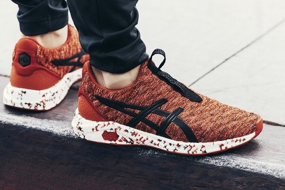 新ミッドソール「HyperGEL」を搭載したモデル
