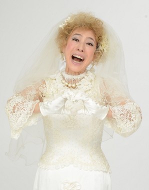 新婦に扮した久本さん