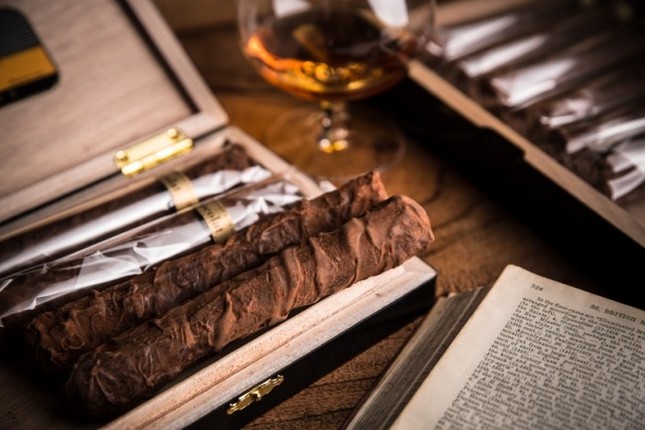 本物の葉巻そっくりのチョコレート