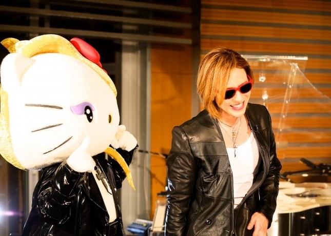 「yoshikitty」とYOSHIKI