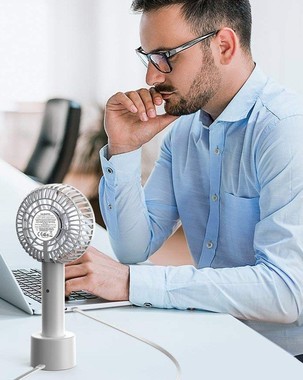 ビジネスシーンもクールに過ごせる