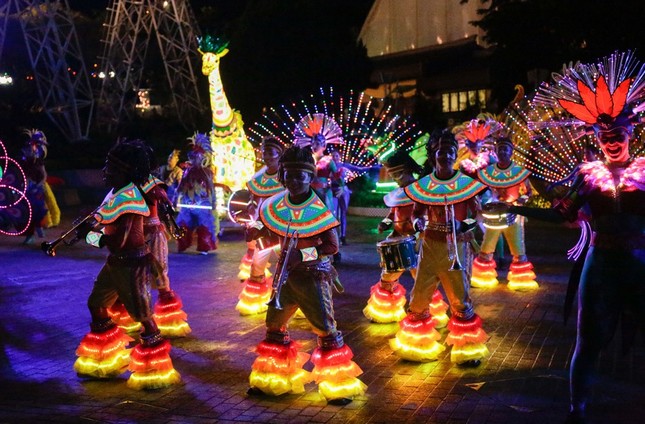 ナイトパレードの様子