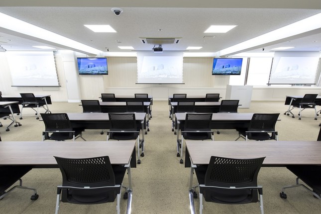 広めの会議室一例
 