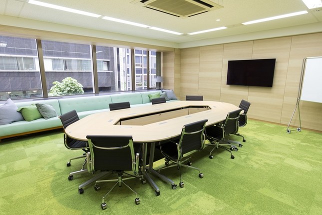 小さめの会議室一例