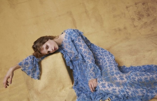 東京新鋭ブランドのサンプル・新作などが揃う