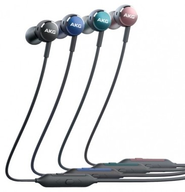 「AKG」のクリアサウンドをワイヤレスで