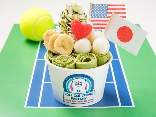 「ROLL ICE CREAM FACTORY」の「抹茶アイス」が期間限定で500円に