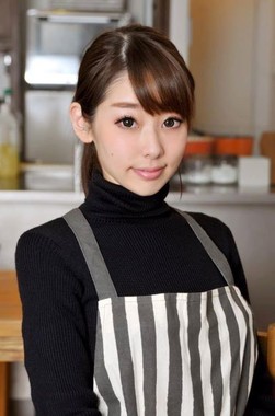 プロフェッショナルとして学園祭をサポートする、フードコーディネーターの河瀬璃菜さん