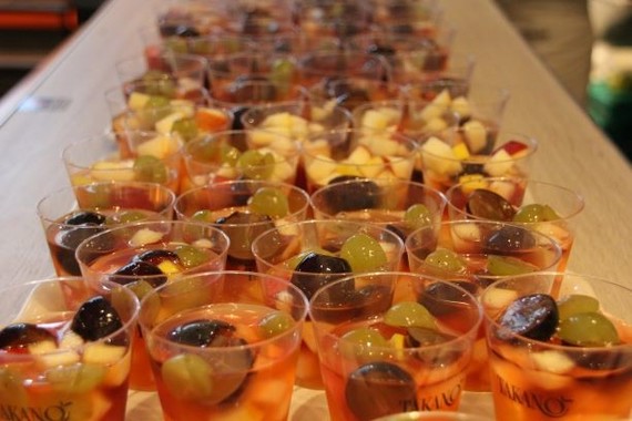 山梨県の3種のぶどうを使ったフルーツポンチ（2018年9月撮影）