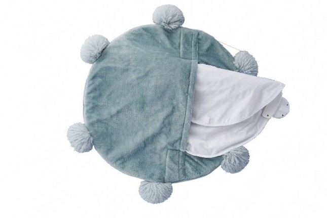 1人サイズのホットカーペット「ルルド ホットエリア」