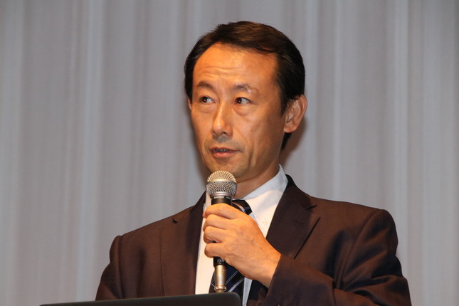 基調講演で登壇した経済産業省の江崎禎英氏