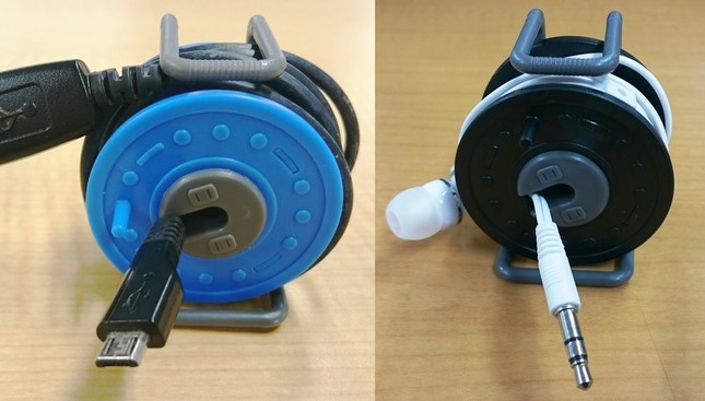 すっきりとケーブルをしまえる