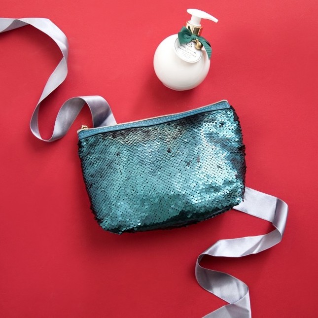 クリスマス限定のキラめくスペシャルなセット登場！