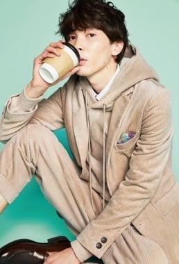 12月でも爽やかな春を感じるコーデュロイ！