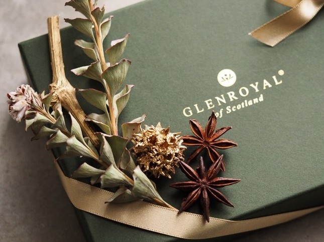 ボタニカルデコレーションでいつもと違ったプレゼントを贈ろう！