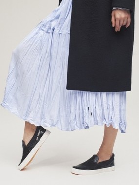 emmi×New Balanceコラボの初別注モデル登場！