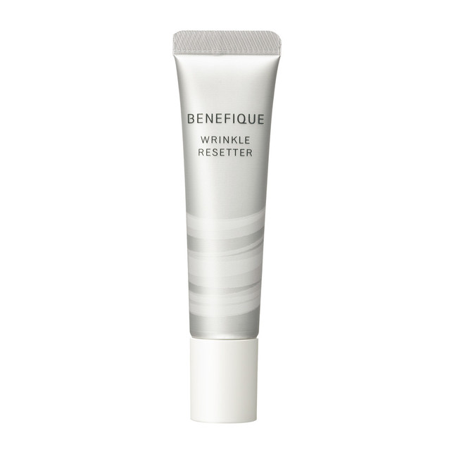 目もとのシワを瞬時にカバー！お疲れ見えリセット！