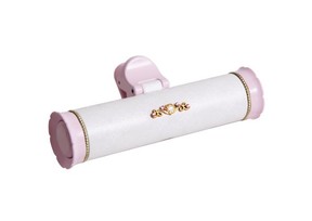 えなこプロデュース、特殊な光で美肌に盛れる