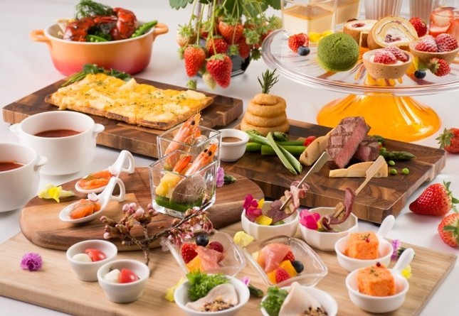 パーティーメニューを客室で提供