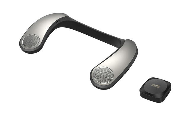 くつろいだ姿勢でリスニングを楽しめる