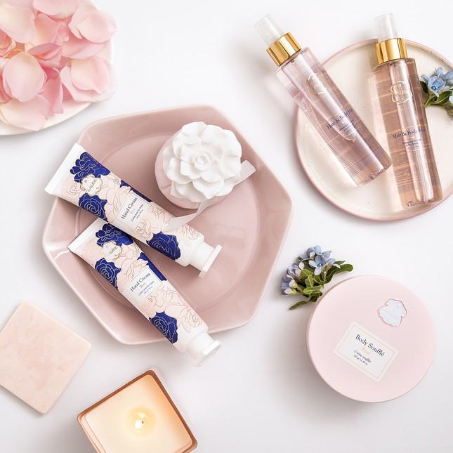 「Laline」新シリーズ「ローズ」（1）