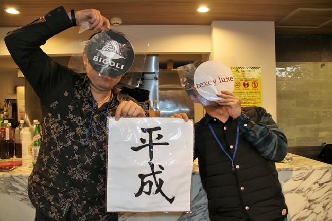 (左から) 「ボロネーゼ専門店 BIGOLI【公式】」と「テクシーリュクス」中の人