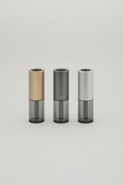 オフィス空間や車内の空気に潤いを