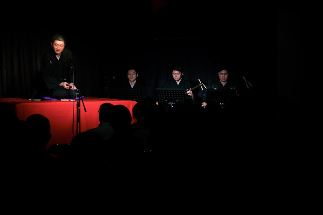 前回公演の舞台写真（Ph:二神慎之介）