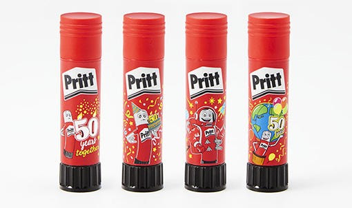 大きなキャンドルなどをデザイン