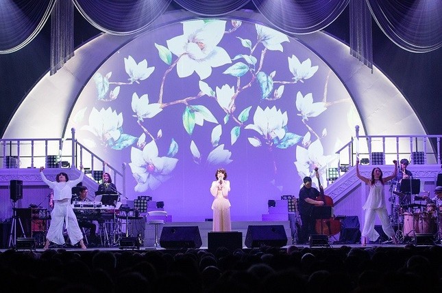 伊藤蘭「ファーストソロコンサート・2019」（写真撮影　樋口隆宏（TOKYOTRAIN））