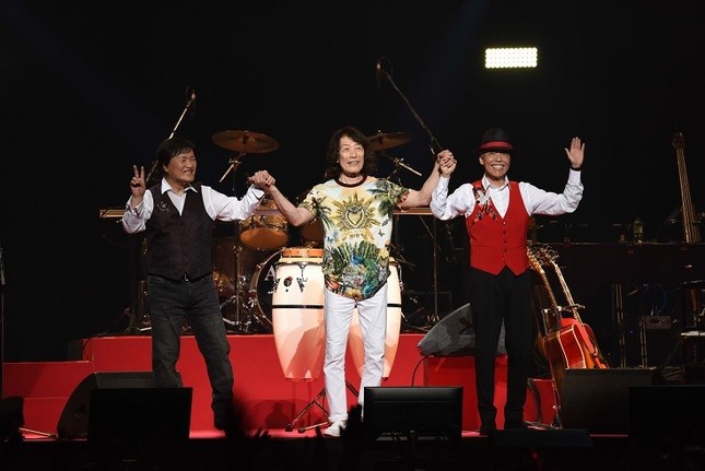 日本武道館で行われた「ALICE　AGAIN　2019-2020　限りなき挑戦　OPEN　GATE」（（C）アリス実行委員会）