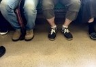 電車の席が空くと真っ先に座る彼　「モヤッとする」「絶対イヤ」非難殺到