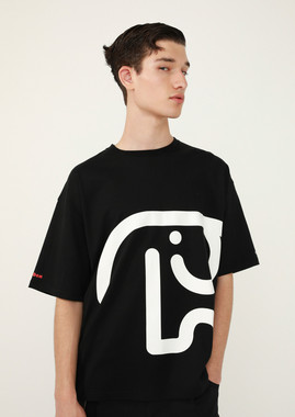 ドムドムハンバーガーデザインのアイテムが登場